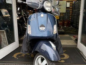PIAGGIO VESPA GTS 125 SUPER CVT 124 CC