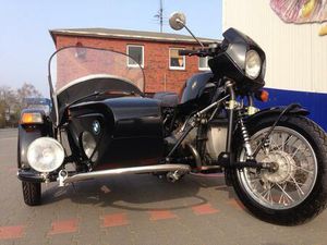BMW R45 MIT SEITENWAGEN