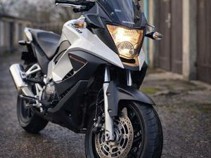 HONDA CROSSRUNNER 800 VFR