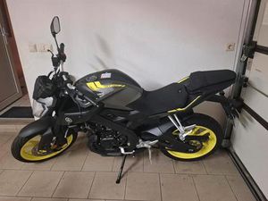 YAMAHA MT 125