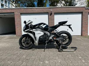 HONDA CBR 1000 RR SC59 OHNE ABS