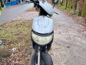 -WINTERANGEBOT- KEEWAY EASY / HURRICANE 50 CCM MIT TKENNZEICHEN