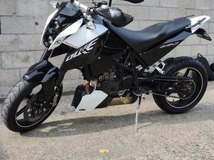 ② KTM 690 DUKE 2008