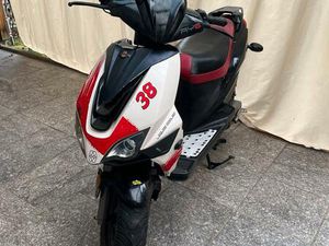 KEEWAY RY6 ROLLER 25 KM/H –TOP ZUSTAND –14.000KM NO AEROX