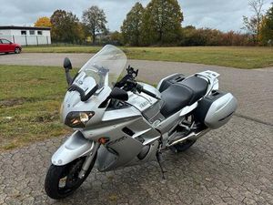YAMAHA FJR 1300