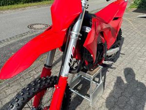 GASGAS MC 125 2024 - NUR 9 BH, TOP ZUSTAND