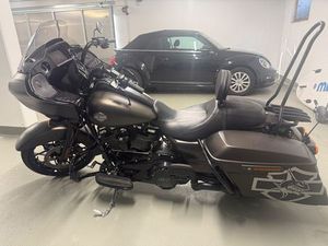 HARLEY-DAVIDSON ROAD GLIDE SPECIAL