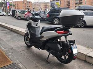 PIAGGIO BEVERLY 300 - 2024