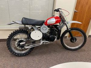 HUSQVARNA 250CR TITANIUM FRAME 168LBS