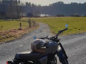 BRIXTON CROMWELL 125 CCM (NP 3900CHF) CANTON ZURICH -