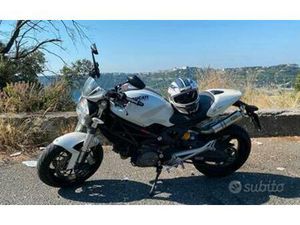 DUCATI MONSTER 696 - 2008