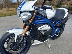 TRIUMPH SPEED TRIPLE S.E. (ÉDITION LIMITÉE) 2014