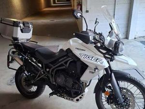 TRIUMPH TIGER 800 XCX ABS BIANCO