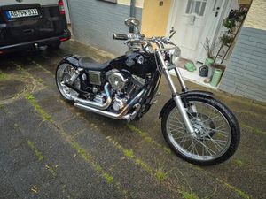 HARLEY-DAVIDSON DYNA FXDWG