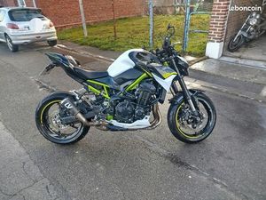 KAWASAKI Z900