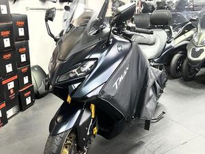 YAMAHA T-MAX XP TMAX 560 TECH MAX GARANTIE 12MOIS AKRAPOVIC