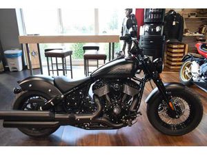 ② INDIAN CHIEF BOBBER DARK HORSE BLACK SMOKE