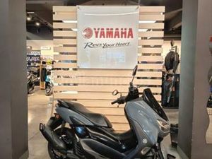 YAMAHA - NMAX