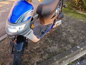 KEEWAY HURRICANE 50 CC (2005) CACÉM E SÃO MARCOS