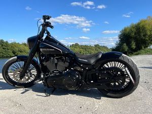 HARLEY-DAVIDSON FAT BOY 114 FLFBS RICKS BIG SPOKE 260