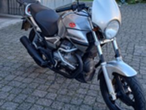 MOTO GUZZI BREVA 750