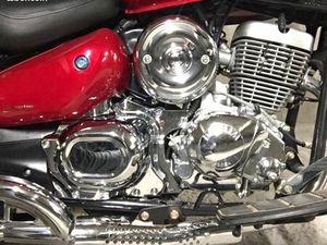 URGENT A SAISIR MAGNIFIQUE DAYSTAR CUSTOM 125 TOUTE NEUVE