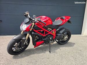 DUCATI 848 STREETFIGHTER