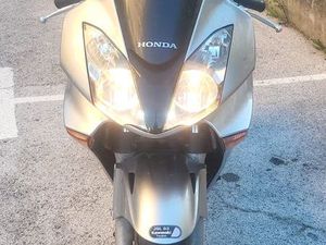 HONDA VFR800 VTEC ABS