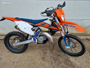 MOTO KTM 125