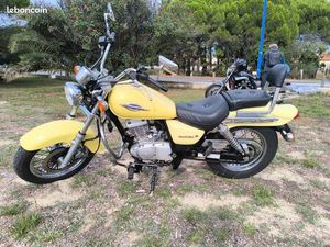 SUZUKI 125 MARAUDEUR