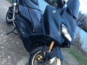 URGENT TMAX 560 TECH MAX