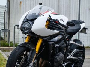 SPEED TRIPLE 1200 RR