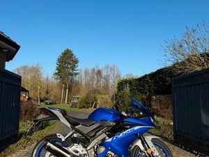 ② YAMAHA YZF-R125 *AKRAPOVIC* @AELBRECHTMOTORS