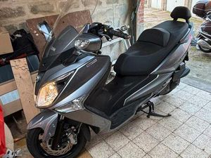 ② SYM JOYMAX 125I ABS