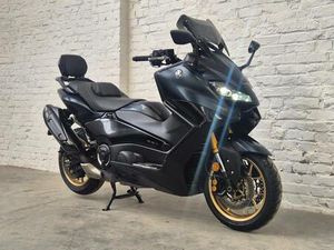 ② YAMAHA TMAX T-MAX 560 TECH MAX @MOTOMOBILIA