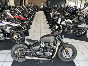 TRIUMPH BONNEVILLE BOBBER 1200*JEKILL & HYDE*WUNDERKIND*