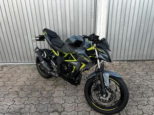 KAWASAKI Z125 2023 UNFALLFREI, GARANTIE BIS 2027