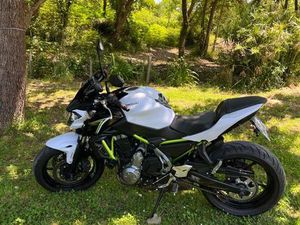 Z650 AVEC GARANTIE 5 MOIS