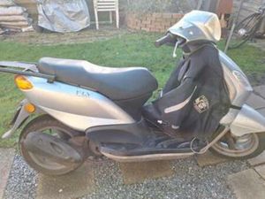 PIAGGIO FLY 50CC SCOOTER — SCOOTERS | PIAGGIO — MARKTPLAATS