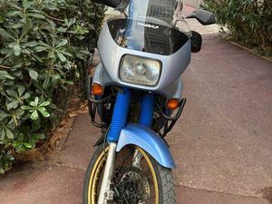 HONDA TRANSALP 600V PD06 – 1993 – CONTRÔLE TECHNIQUE OK – GROS ENTRETIEN – PRÊTE À ROULER
