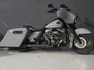 HARLEY DAVIDSON - TOURING STREET GLIDE