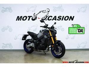 YAMAHA - MT 09