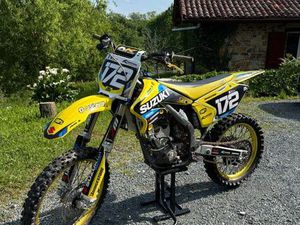 SUZUKI 250 RM-Z