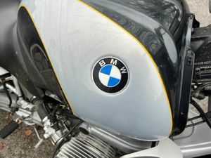 BMW R1100R MOTORBIKE