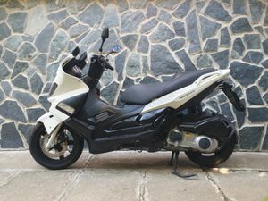 GILERA NEXUS 300I →