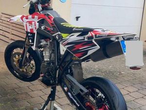 HUSQVARNA SMR 450 //A2/OFFENE LEISTUNG EINGETRAGEN