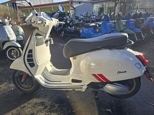 VESPA GTS 300 ABS ASR RACING SIXTIES LIMITIERT