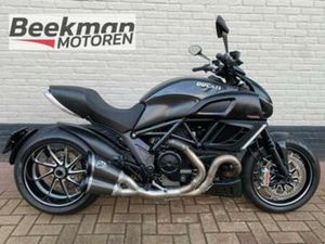 DUCATI DIAVEL CARBON (BJ 2012) NL - 7.935KM! TERMIGNONI VOLL — MOTOREN | DUCATI — MARKTPLAATS