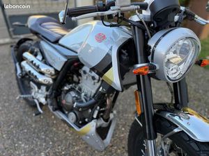 FB MONDIAL HPS 125 HYPSTER