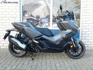 HONDA ADV 350 ABS, BJ 2023, 11690 KM, NIEUWSTAAT — MOTOREN | HONDA — MARKTPLAATS